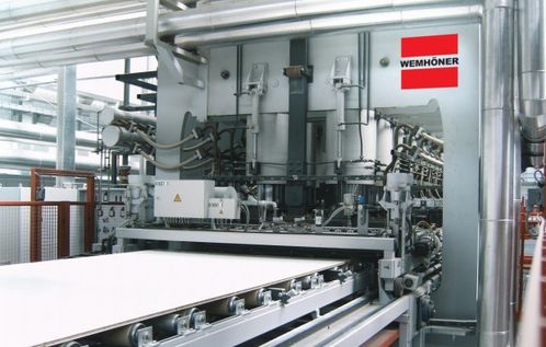 全屋定制工廠怎么選？四大核心維度助您避開行業(yè)陷阱，從網(wǎng)站設(shè)計(jì)窺見真章